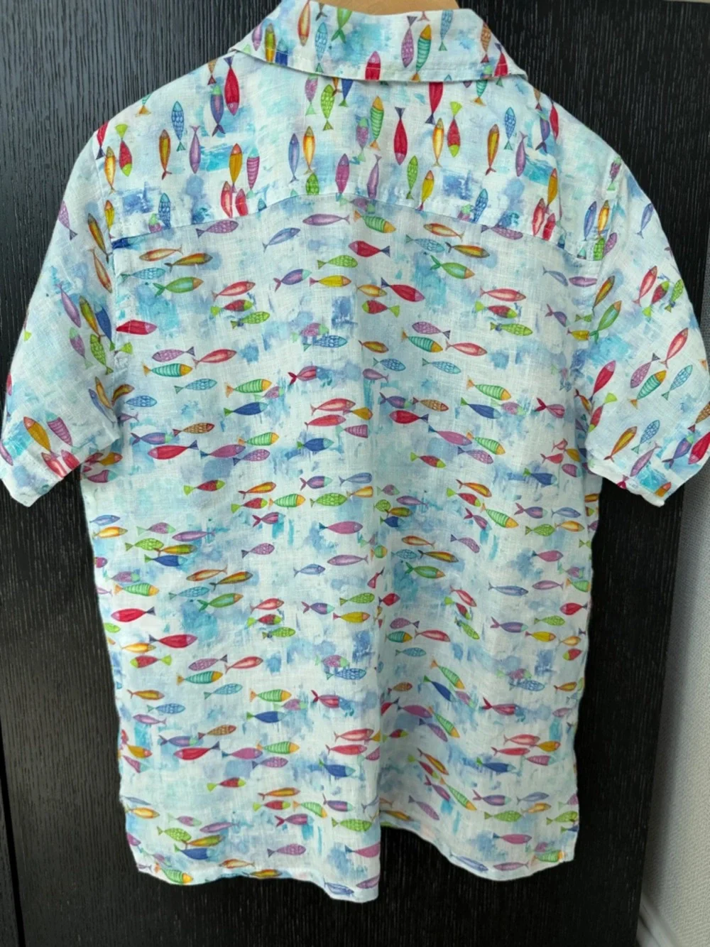 💯 Italian linen button down short sleeves shirt. Classic style, boys Size S